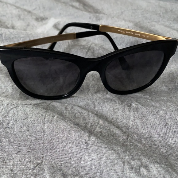 Giorgio Armani Sunglasses - Picture 4 of 5